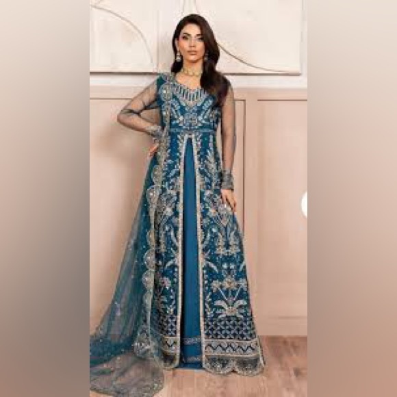 Agha Jaan Designer 3-Piece Blue Lehenga Suit Embroidered Kameez, Skirt & Dupatta - Picture 1 of 10